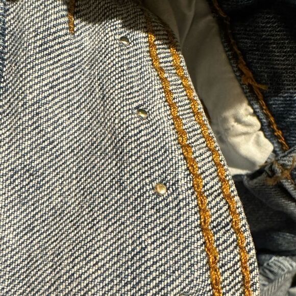 070. RHINESTONE STUDDED JEANS - Picture 10 of 10